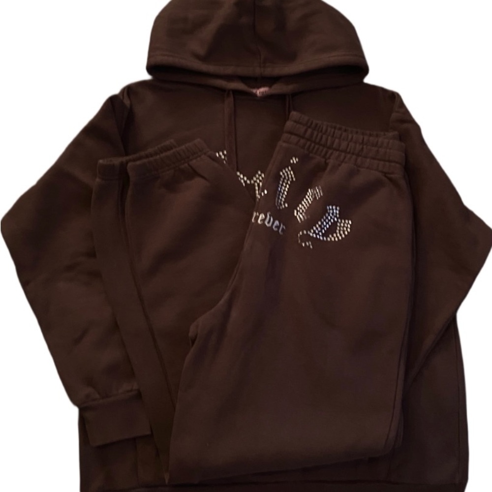 Juicy Couture X Forever 21 - Chocolate Brown women Hoodie and Joggers